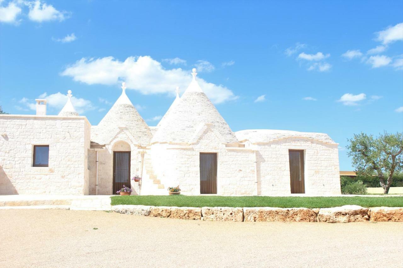 I Trulli Del Mulino Villa Locorotondo Buitenkant foto